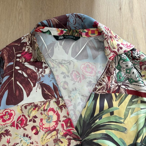 Great condition size S Zara printed caftan dress - Picture 2 of 7
